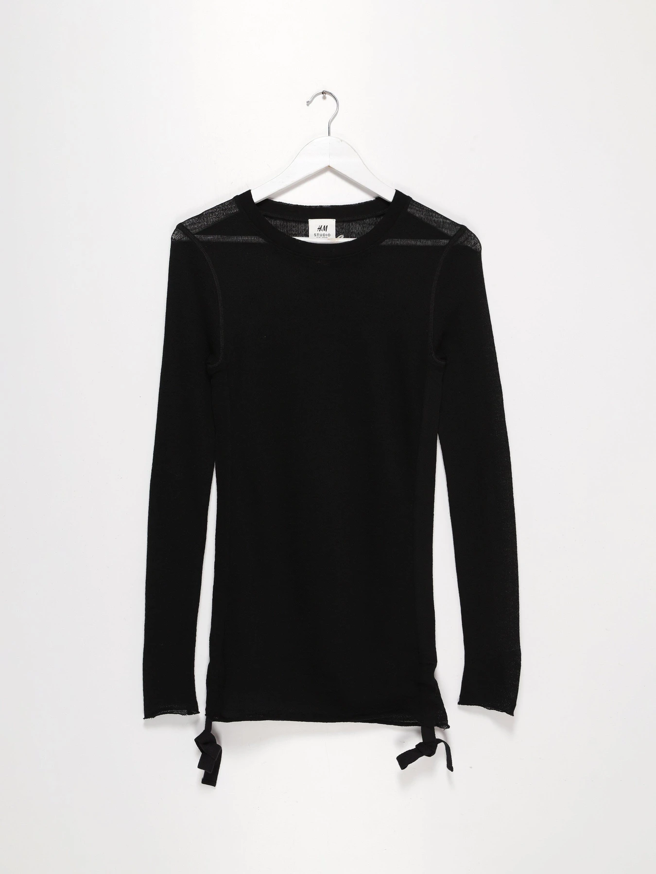 Худи и свитшоты H&M модель 0625880_чорний Худи и свитшоты H&M модель 0625880_чорний Фото