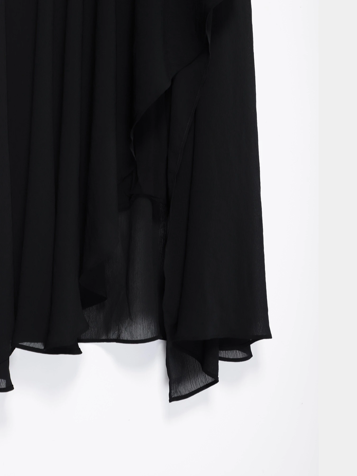 Юбки H&M модель 0669014_чорний Юбки H&M модель 0669014_чорний Фото