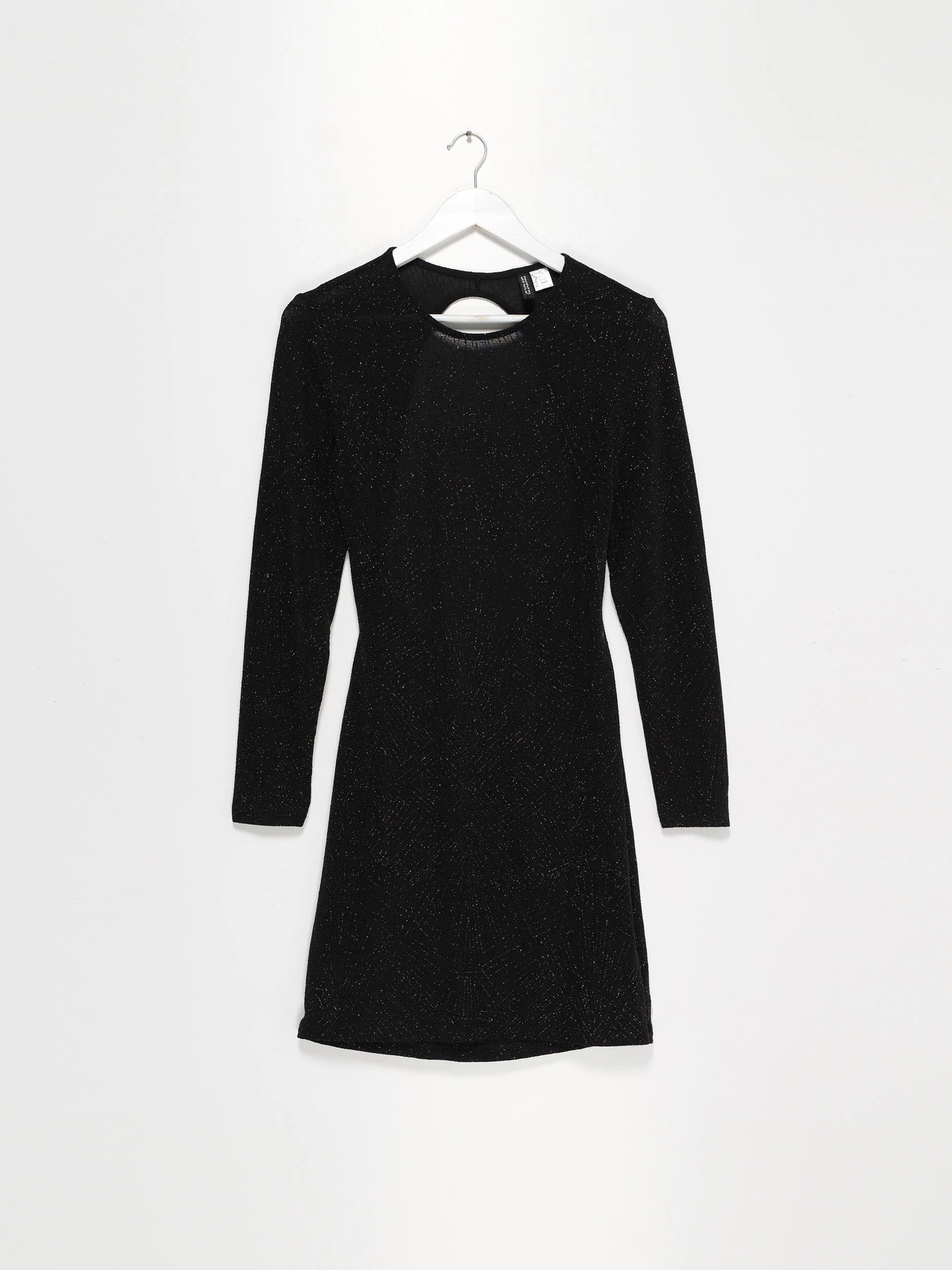 Платья H&M модель 0673922_чорний з срібним Фото