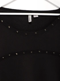 Светри та кардигани H&M модель 0678153_чорний Фото