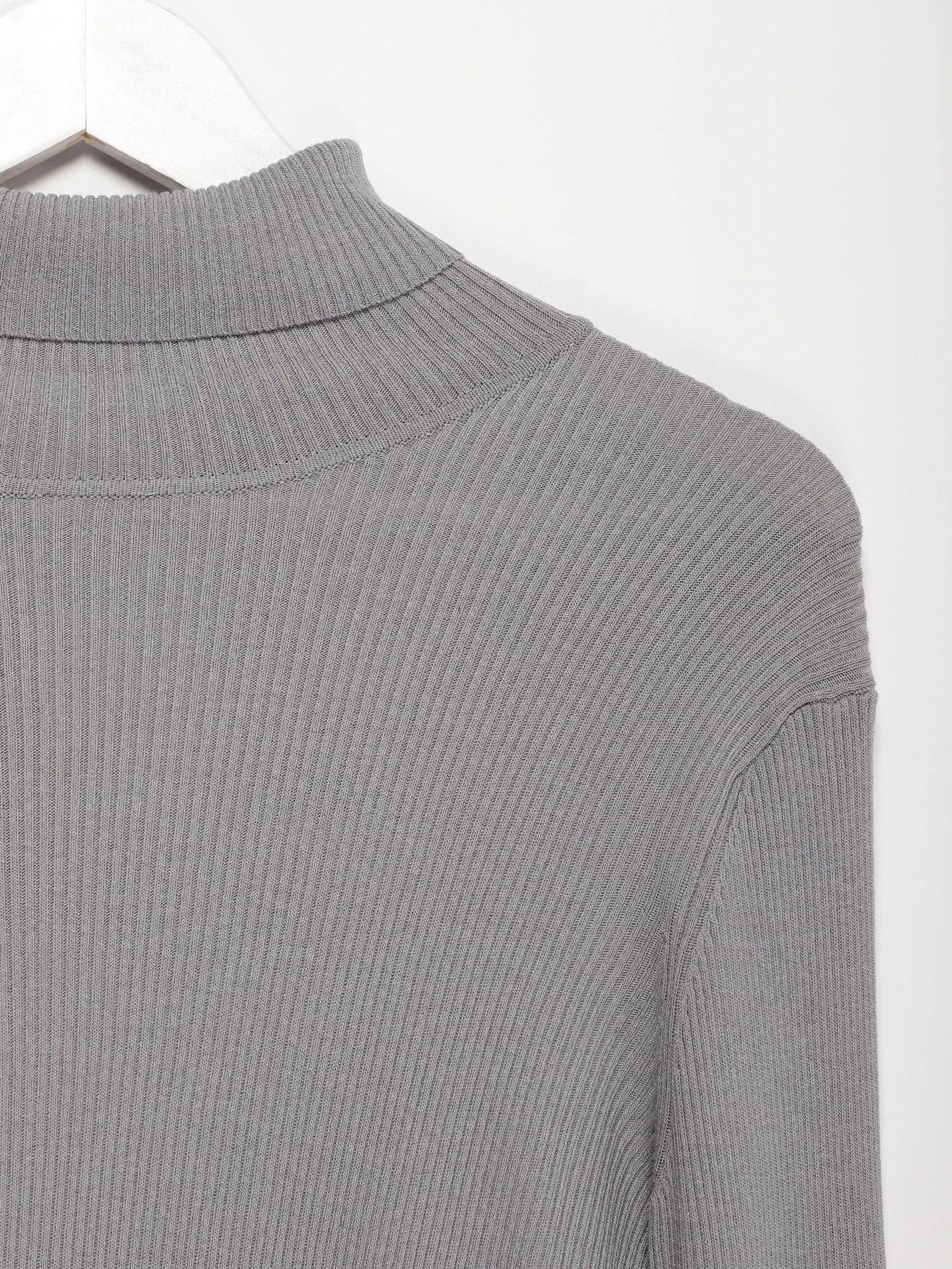 Свитры и кардиганы H&M модель 07793241_сірий Фото