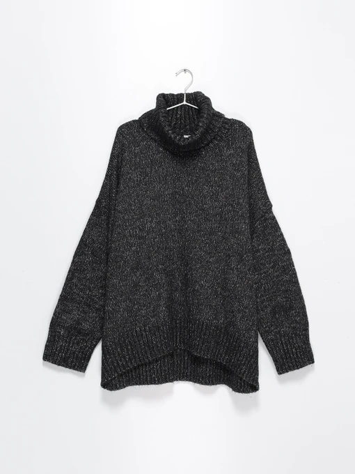 Свитры и кардиганы H&M модель 0820874_чорний комб. Фото