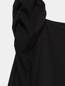 Платья H&M модель 0839673_чорний Фото