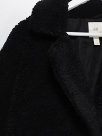 Куртки и дубленки H&M модель 0884465_чорний Фото