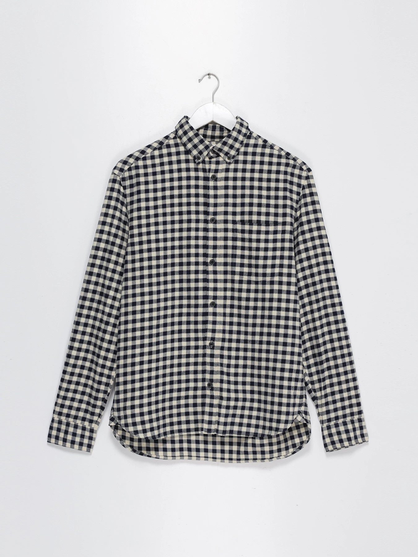 Рубашки H&M модель 0899817_молочний з т.синім Фото