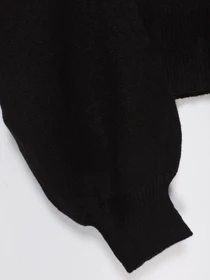 Свитры и кардиганы H&M модель 0905852_чорний Фото