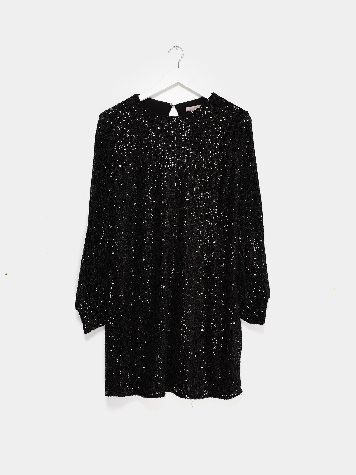 Платья H&M модель 0926805_чорний Платья H&M модель 0926805_чорний Фото