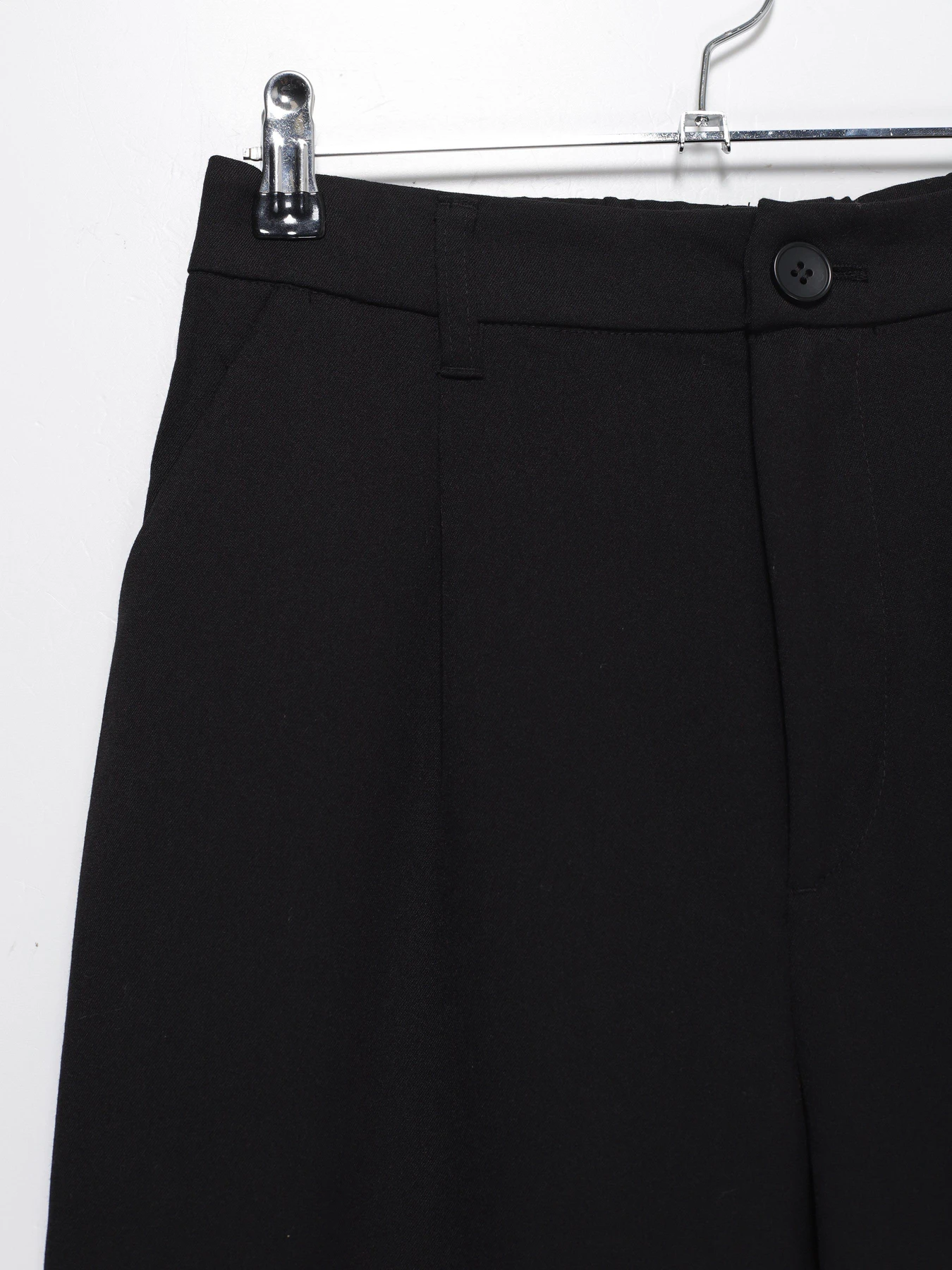 Брюки H&M модель 0946640_чорний Брюки H&M модель 0946640_чорний Фото