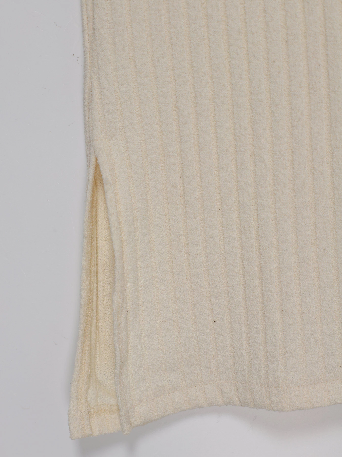 Брюки H&M модель 0965696_молочний Брюки H&M модель 0965696_молочний Фото