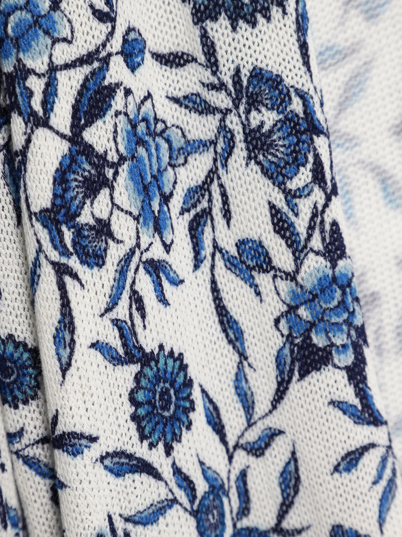 Свитры и кардиганы H&M модель 0012038_білий комб. Свитры и кардиганы H&M модель 0012038_білий комб. Фото