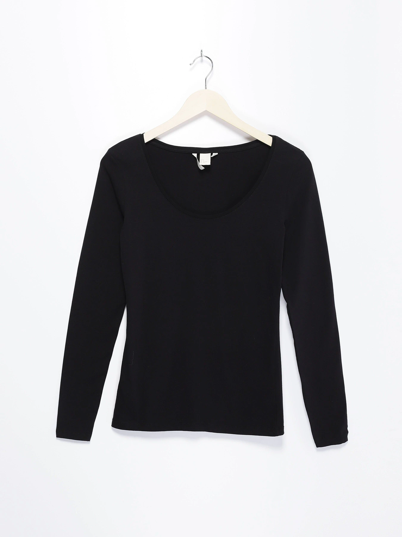 Худі та світшоти H&M модель 0116379_чорний Худі та світшоти H&M модель 0116379_чорний Фото
