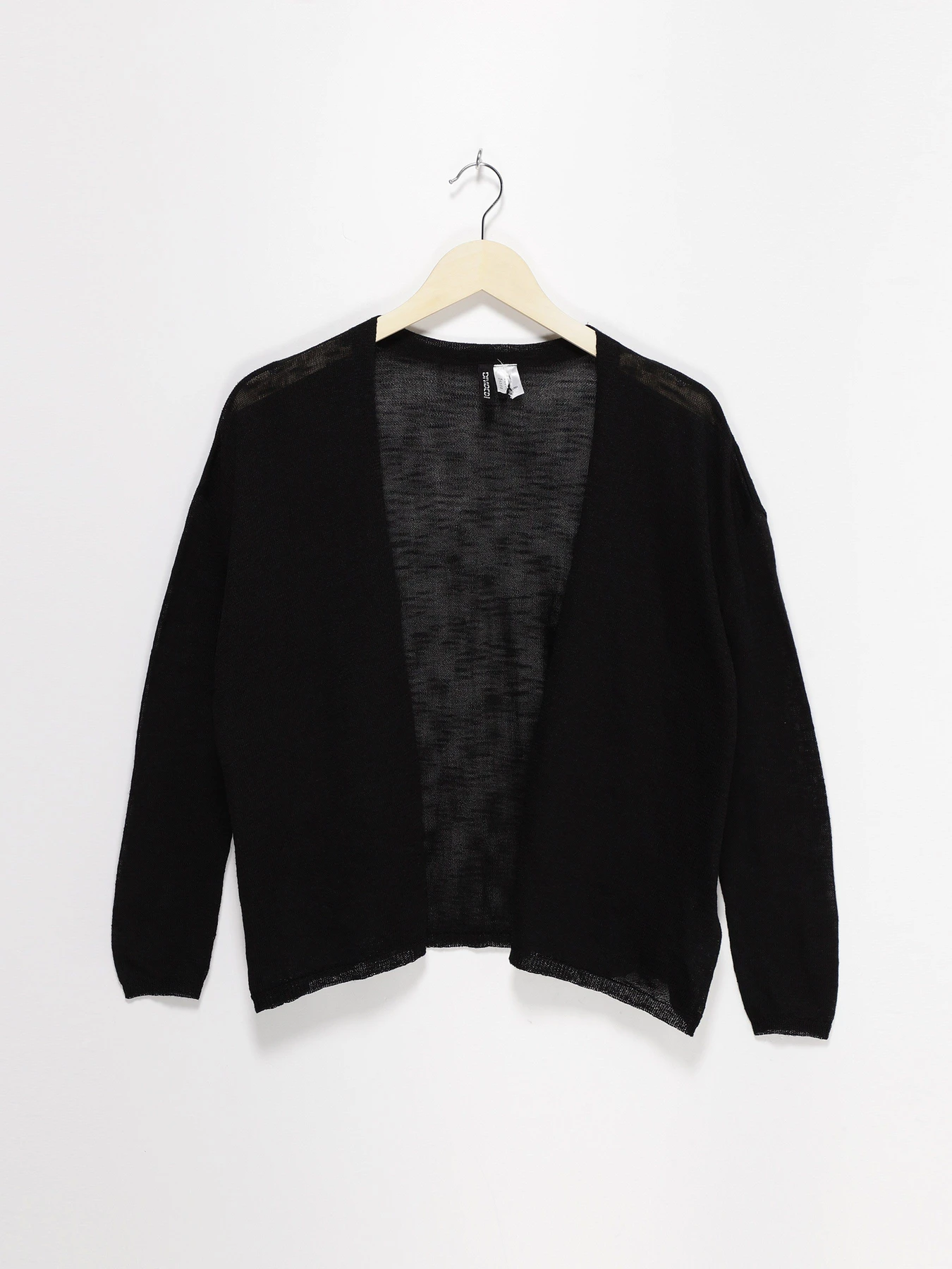 Свитры и кардиганы H&M модель 0290570_чорний Свитры и кардиганы H&M модель 0290570_чорний Фото