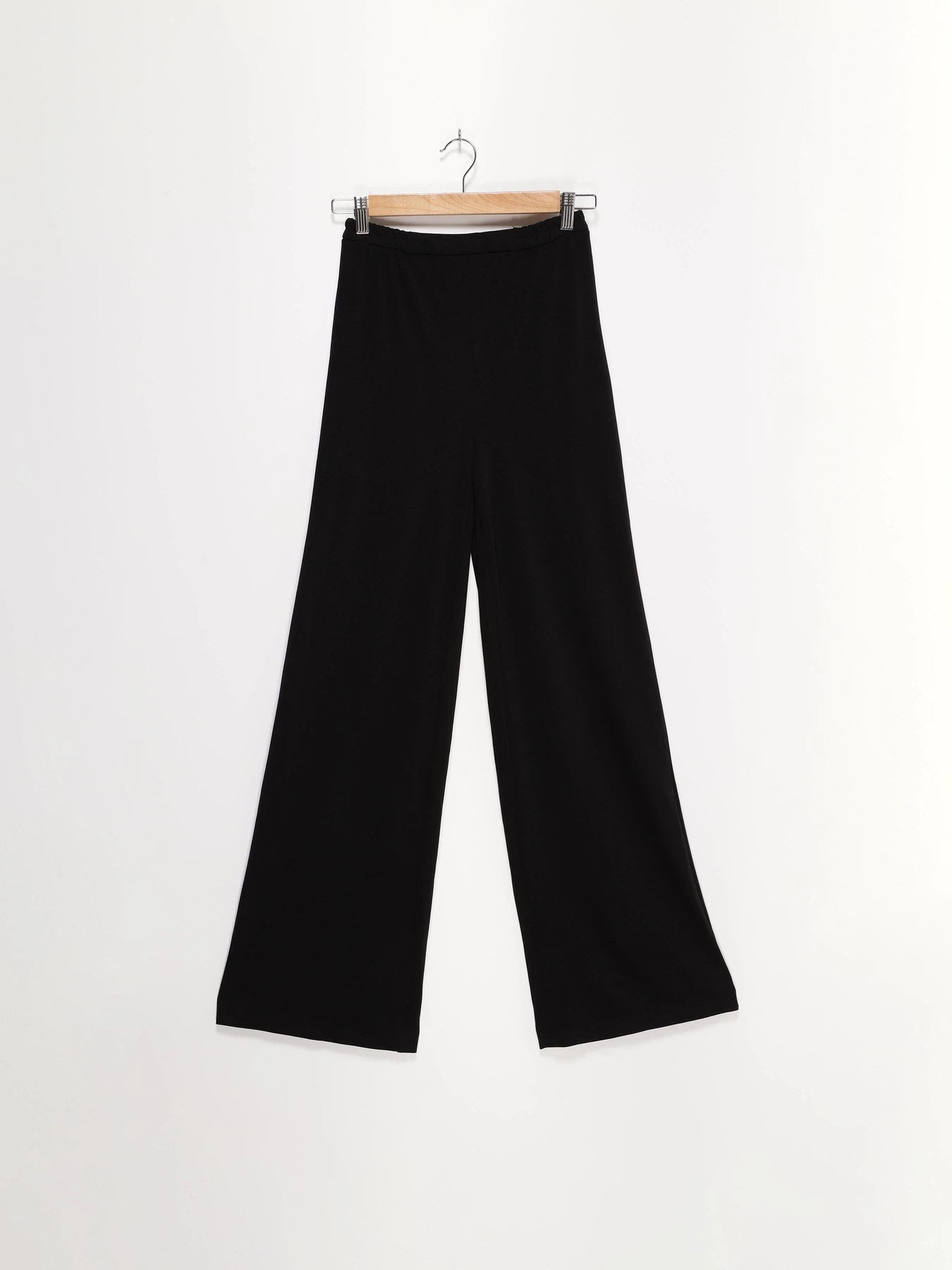 Брюки H&M модель 0303341_чорний Брюки H&M модель 0303341_чорний Фото