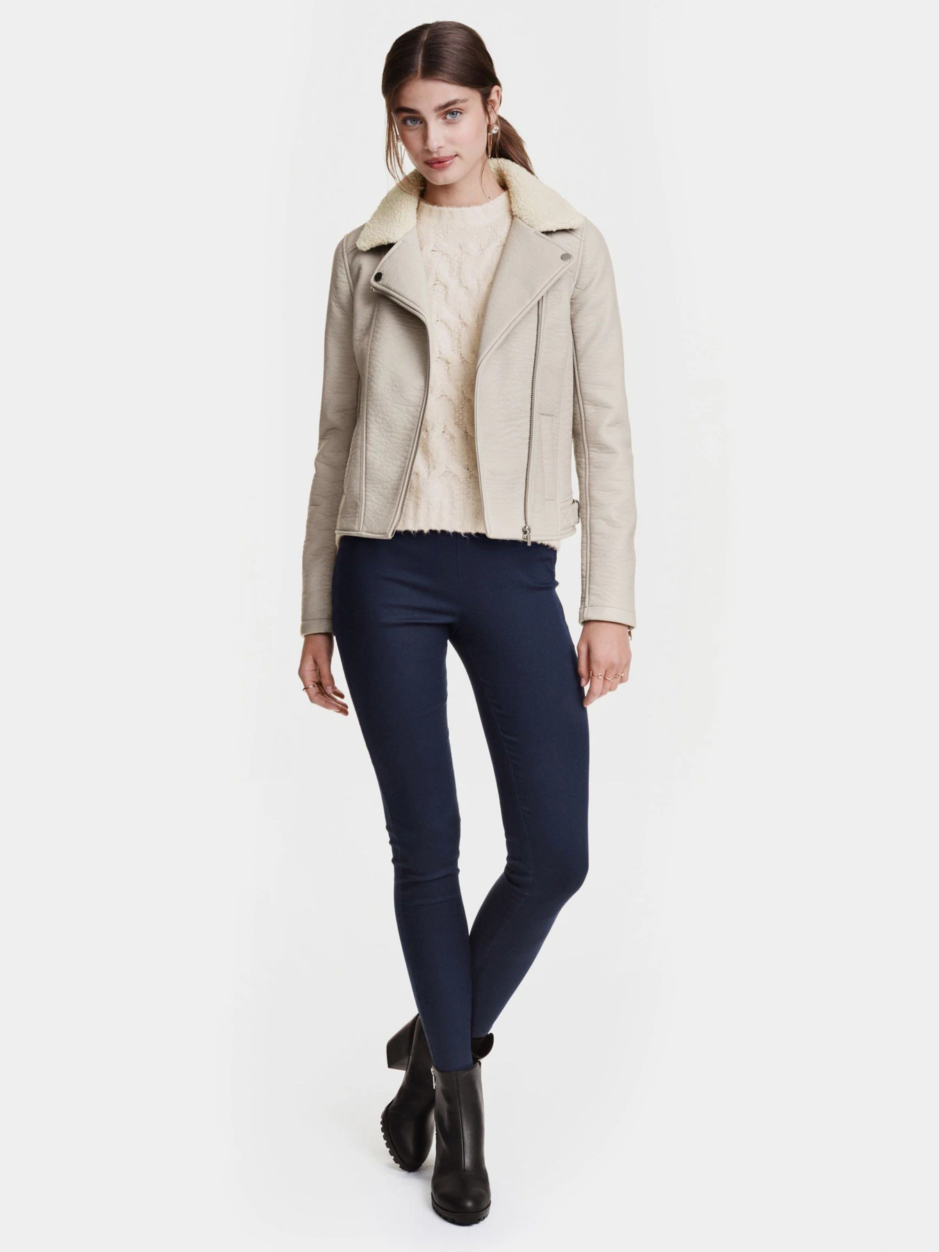 Штани H&M модель 0304946_т.синій Штани H&M модель 0304946_т.синій Фото