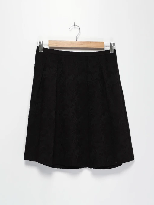 Юбки H&M модель 0313131_чорний Фото