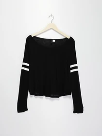 Худі та світшоти H&M модель 0328175_чорний Фото