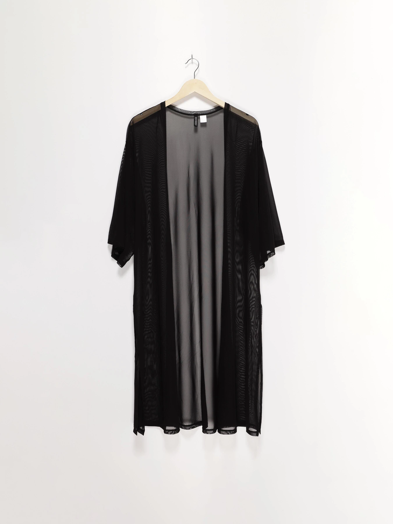 Свитры и кардиганы H&M модель 0332020_чорний Свитры и кардиганы H&M модель 0332020_чорний Фото