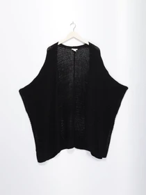 Свитры и кардиганы H&M модель 0376438_чорний Фото