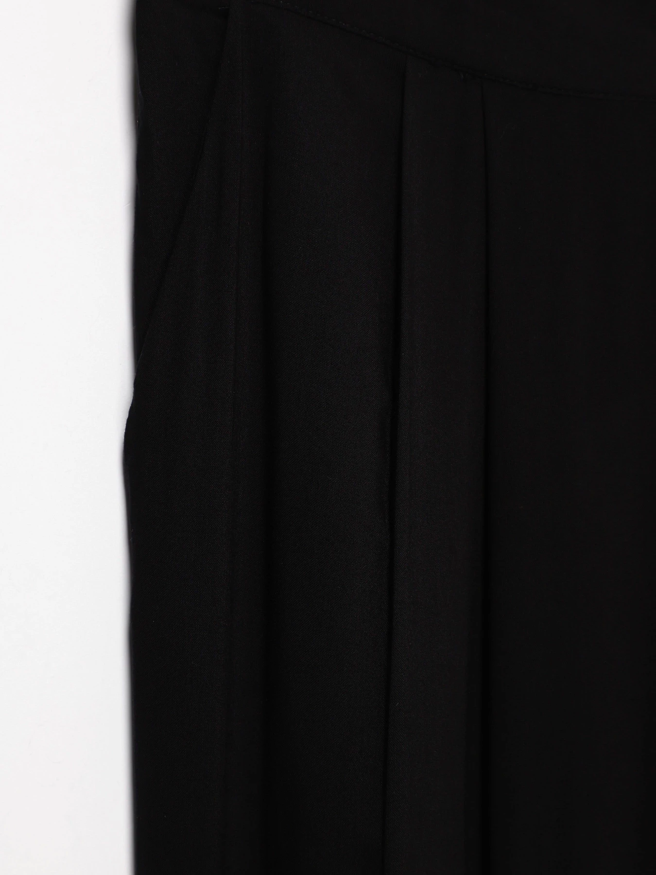 Брюки H&M модель 0388550_чорний Брюки H&M модель 0388550_чорний Фото