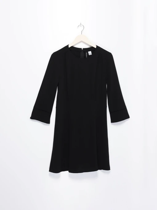 Платья H&M модель 03895941_чорний Фото