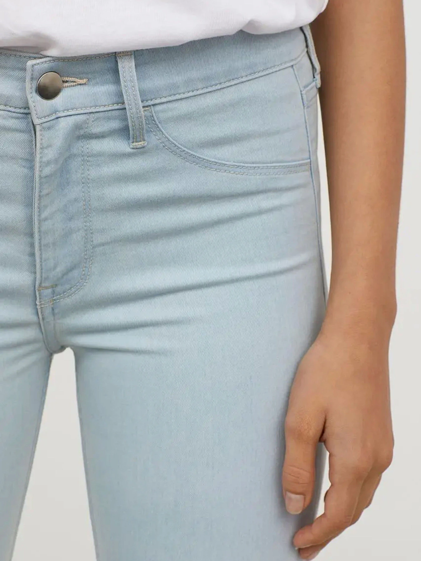 Джинсы H&M модель 0399256_блакитний Фото