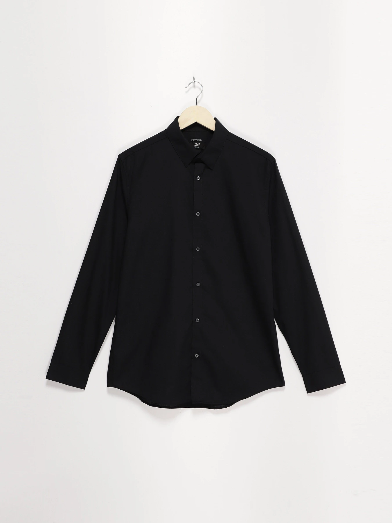 Сорочки H&M модель 0400531_чорний Сорочки H&M модель 0400531_чорний Фото