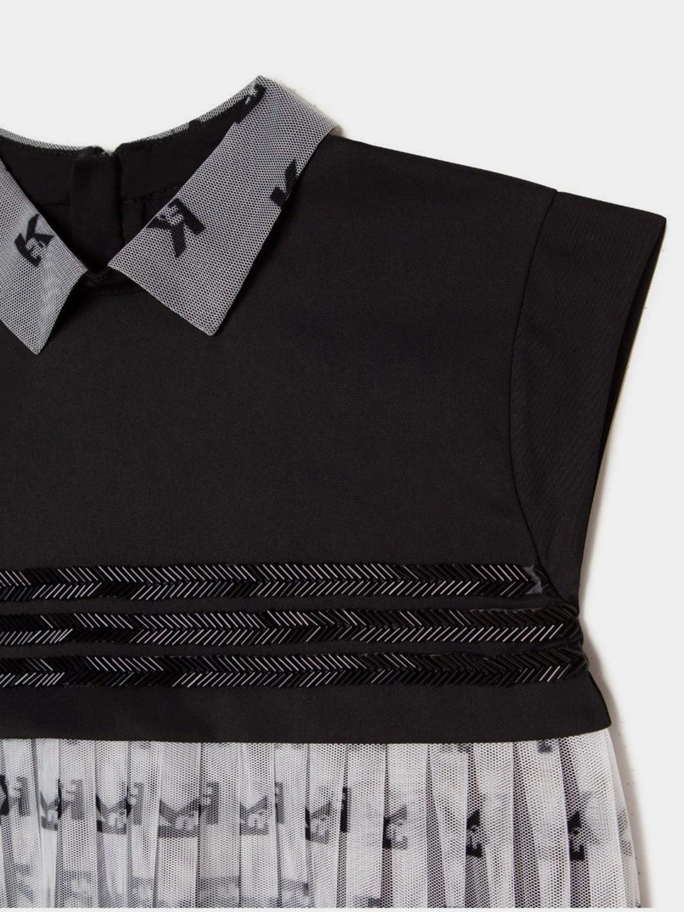 Платья Karl Lagerfeld Kids модель Z12199/M41 Платья Karl Lagerfeld Kids модель Z12199/M41 Фото