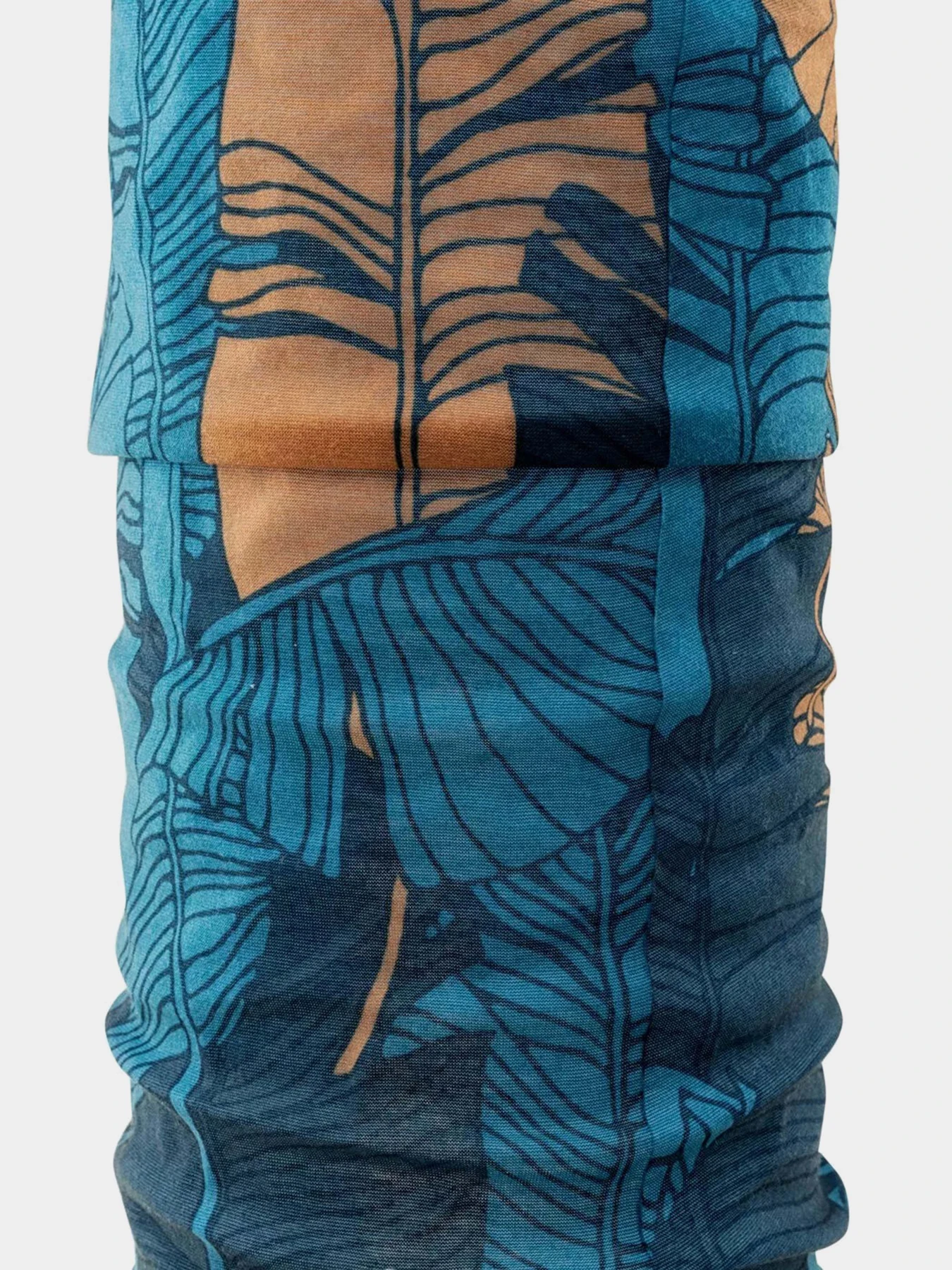 Шарфи та хустки Hitec модель TEMI-TROPICAL LEAVES Шарфи та хустки Hitec модель TEMI-TROPICAL LEAVES Фото