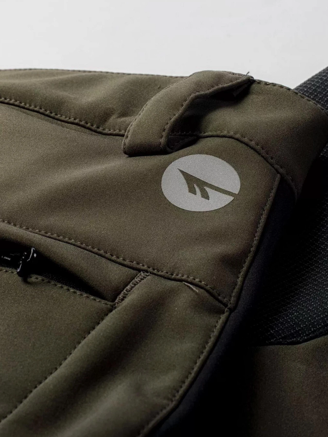 Штани Hitec Astoni модель ASTONI-GREEN OLIVES/BLACK Штани Hitec Astoni модель ASTONI-GREEN OLIVES/BLACK Фото