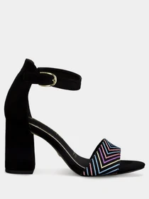 Босоножки Tamaris модель 1-1-28384-24 016 BLK UNI/MULTI Фото
