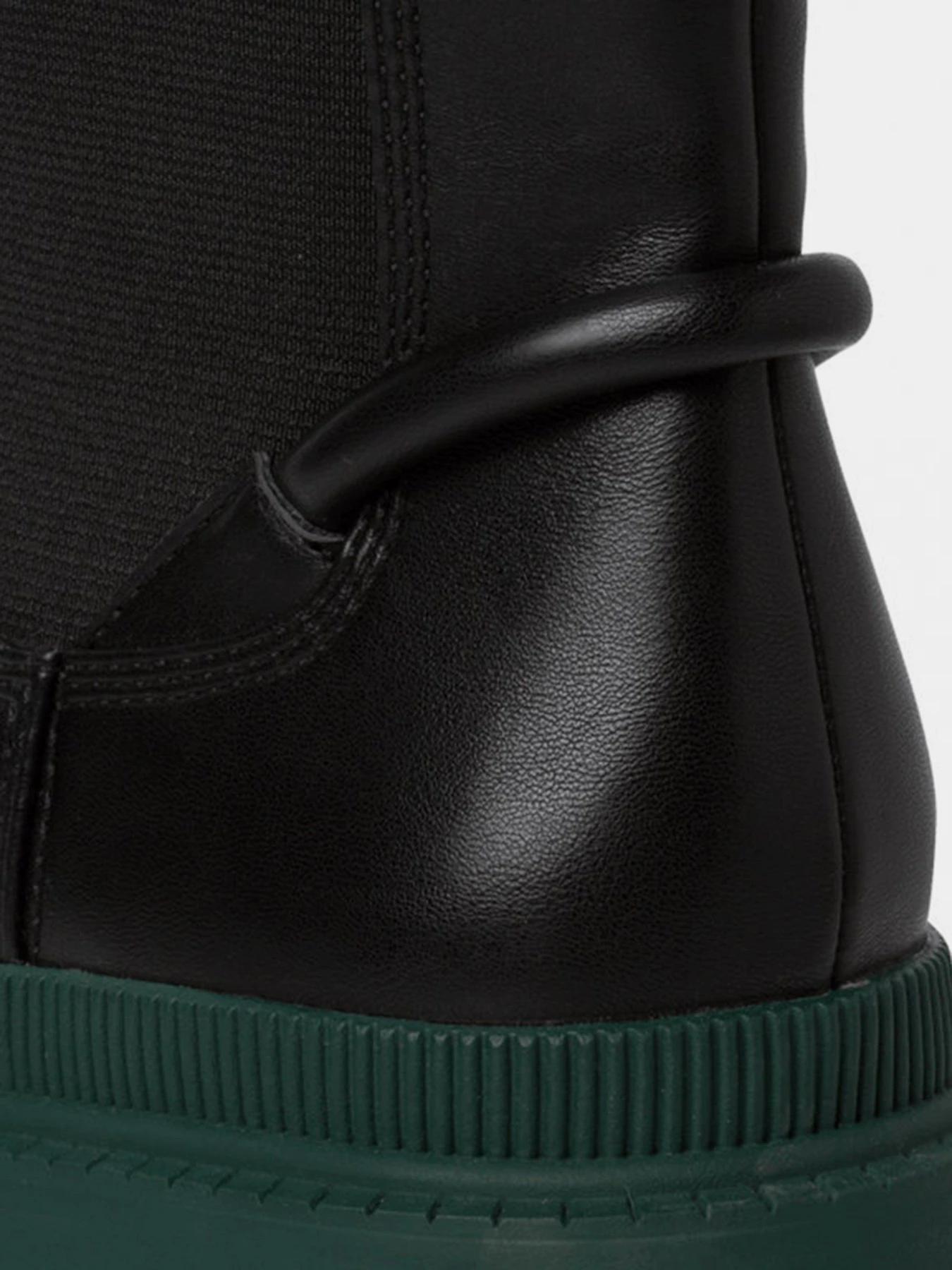 Ботинки и сапоги Tamaris модель 1-1-25405-29 071 BLACK/DK.GREEN Фото