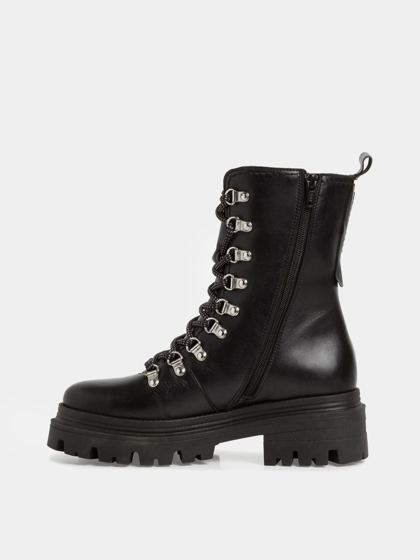 Ботинки и сапоги Tamaris модель 1-1-26839-29 003 BLACK LEATHER Ботинки и сапоги Tamaris модель 1-1-26839-29 003 BLACK LEATHER Фото