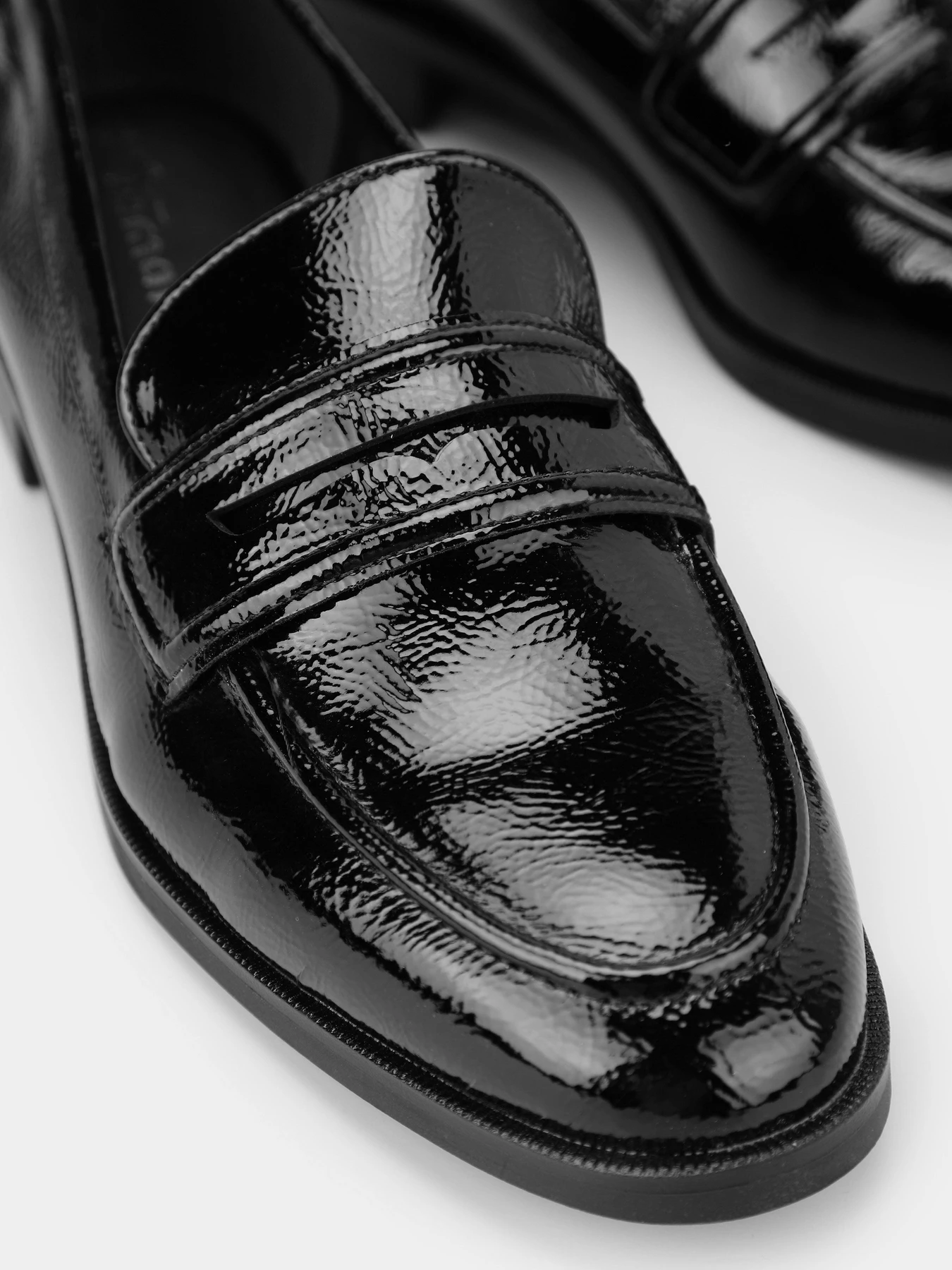 Туфли и лоферы Tamaris модель 1-1-24304-20 018 BLACK PATENT Фото