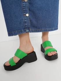 Шлёпанцы Tamaris модель 1-1-27227-20 710 GREEN/BLACK Фото