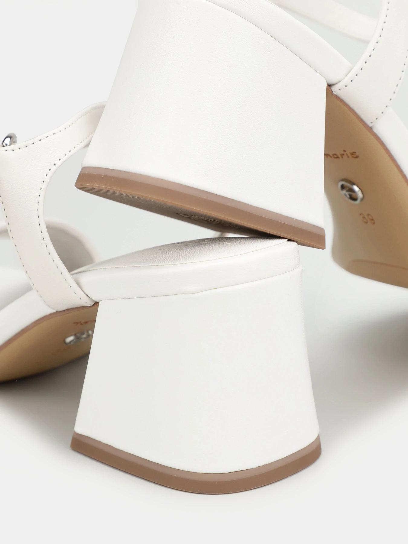Босоножки Tamaris модель 1-1-28398-20 117 WHITE LEATHER Фото