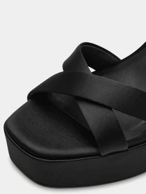 Босоножки Tamaris модель 1-28050-42-001 Фото