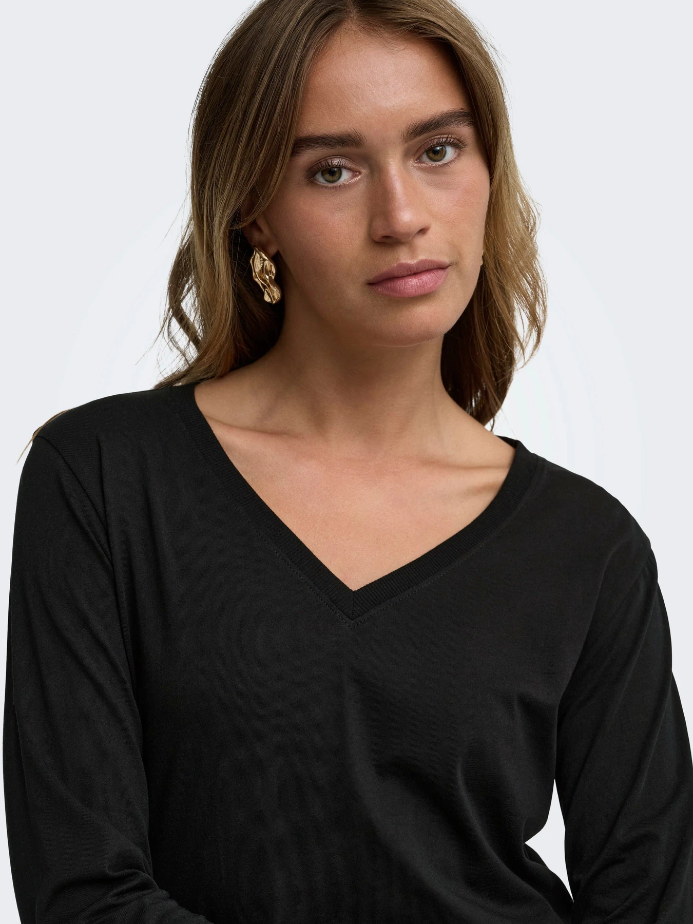 Худи и свитшоты JDY REX L/S V NECK TOP JRS модель 15379075_Black Фото