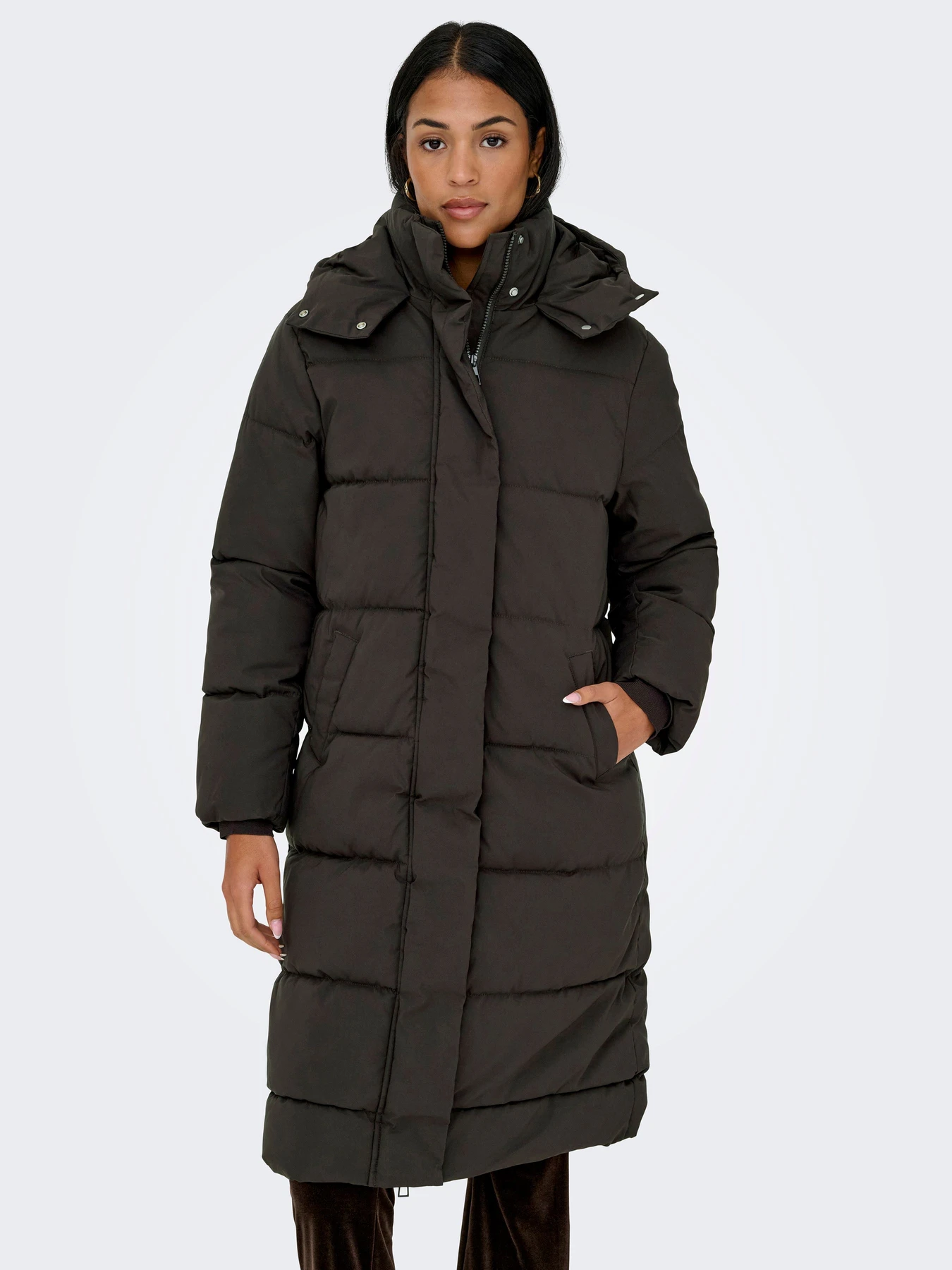 Куртки и дубленки JDY MAJA LONG PADDED JACKET OTW модель 15341701_Chocolate Torte DTM JDY LI Куртки и дубленки JDY MAJA LONG PADDED JACKET OTW модель 15341701_Chocolate Torte DTM JDY LI Фото