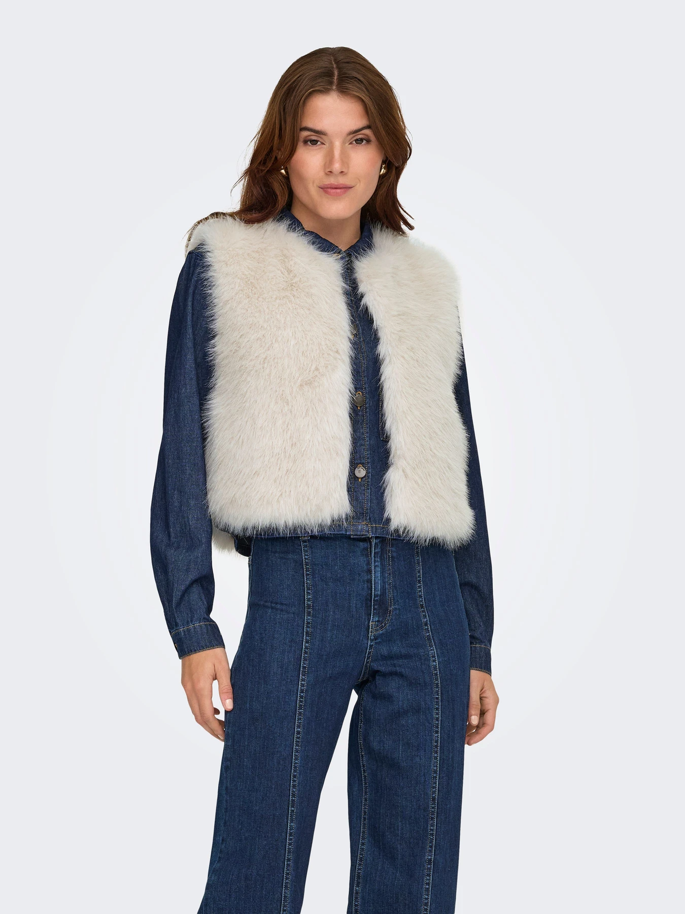 Куртки та дублянки JDY ORA FAUX FUR WAISTCOAT модель 15359348_Birch Куртки та дублянки JDY ORA FAUX FUR WAISTCOAT модель 15359348_Birch Фото