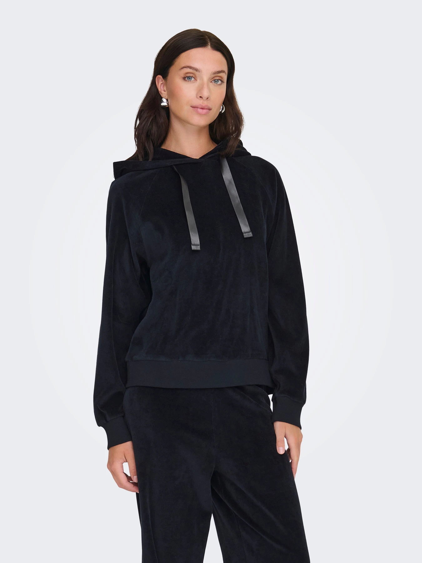 Худі та світшоти JDY VIDA L/S VELVET HOODIE TOP JRS модель 15361663_Black Фото