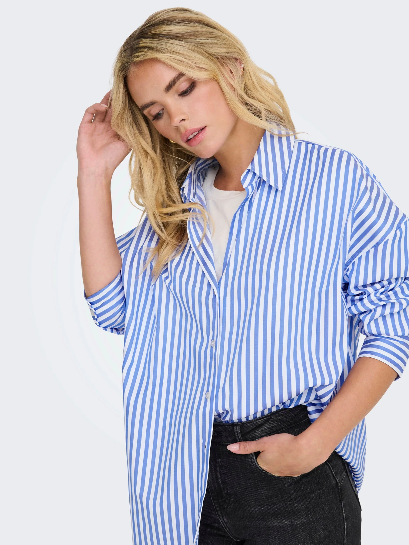 Рубашки JDY VESPER L/S LOOSE SHIRT модель 15338857_Cloud Dancer CORNFLOWER BL Рубашки JDY VESPER L/S LOOSE SHIRT модель 15338857_Cloud Dancer CORNFLOWER BL Фото