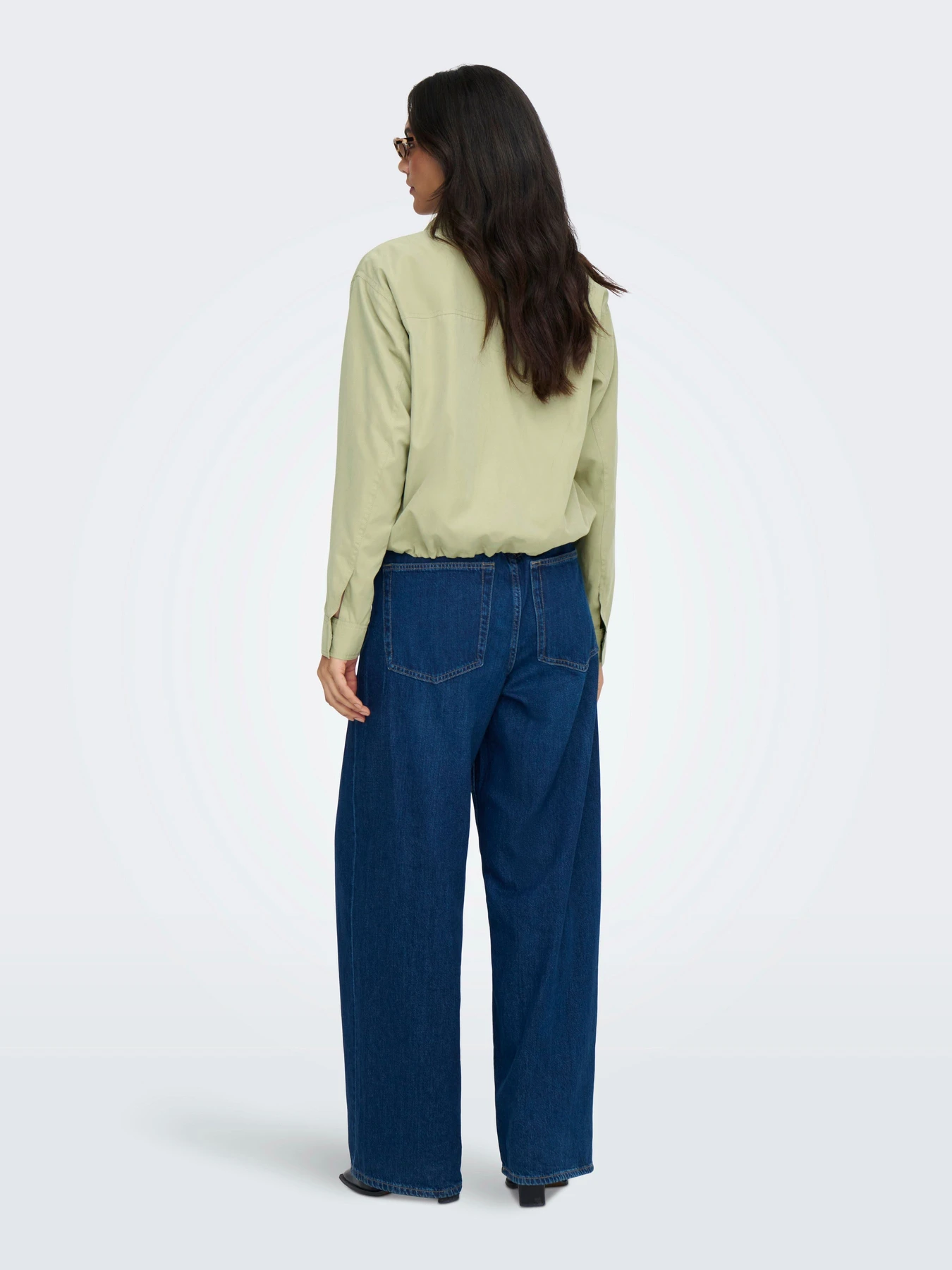 Куртки и дубленки JDY HAZEN SHINE SHORT JACKET модель 15363431_Elm Куртки и дубленки JDY HAZEN SHINE SHORT JACKET модель 15363431_Elm Фото
