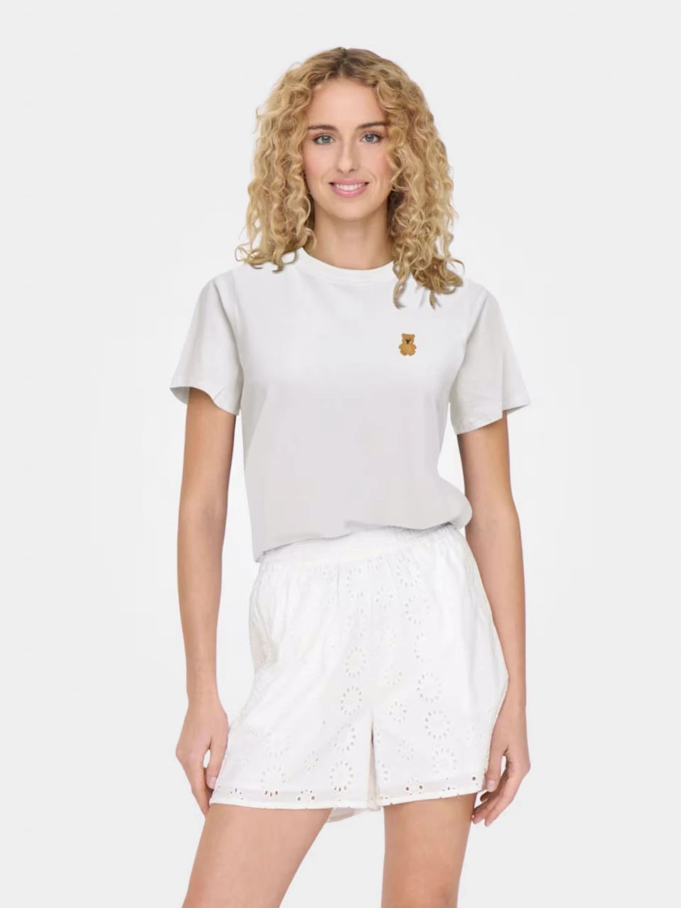 Футболки и поло JDY PISA S/S PRINT TOP модель 15298612_Cloud Dancer TEDDY CHEST E Фото
