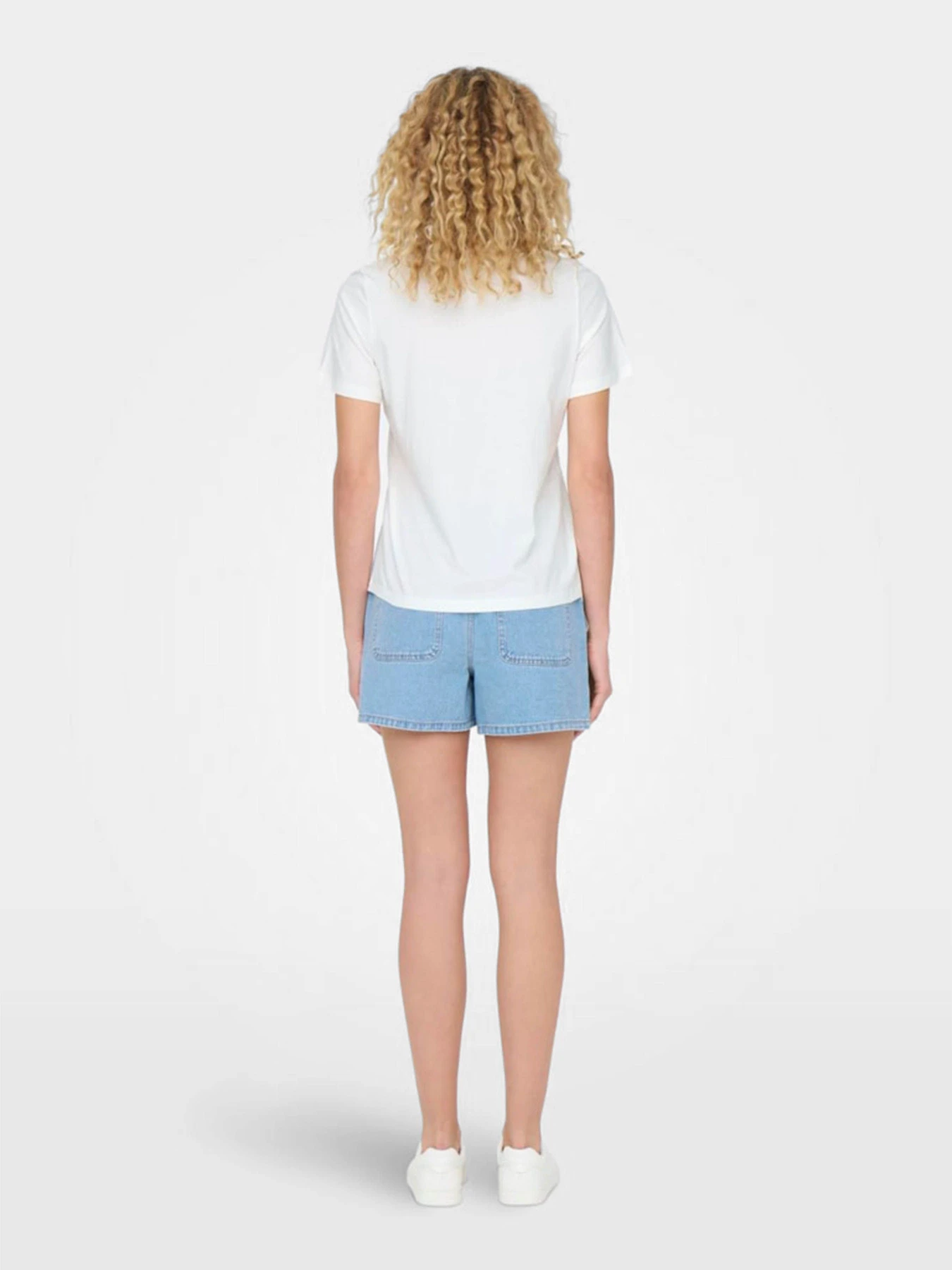 Футболки і поло JDY PISA S/S PRINT TOP модель 15298612_Cloud Dancer BITTERSWEET H Футболки і поло JDY PISA S/S PRINT TOP модель 15298612_Cloud Dancer BITTERSWEET H Фото