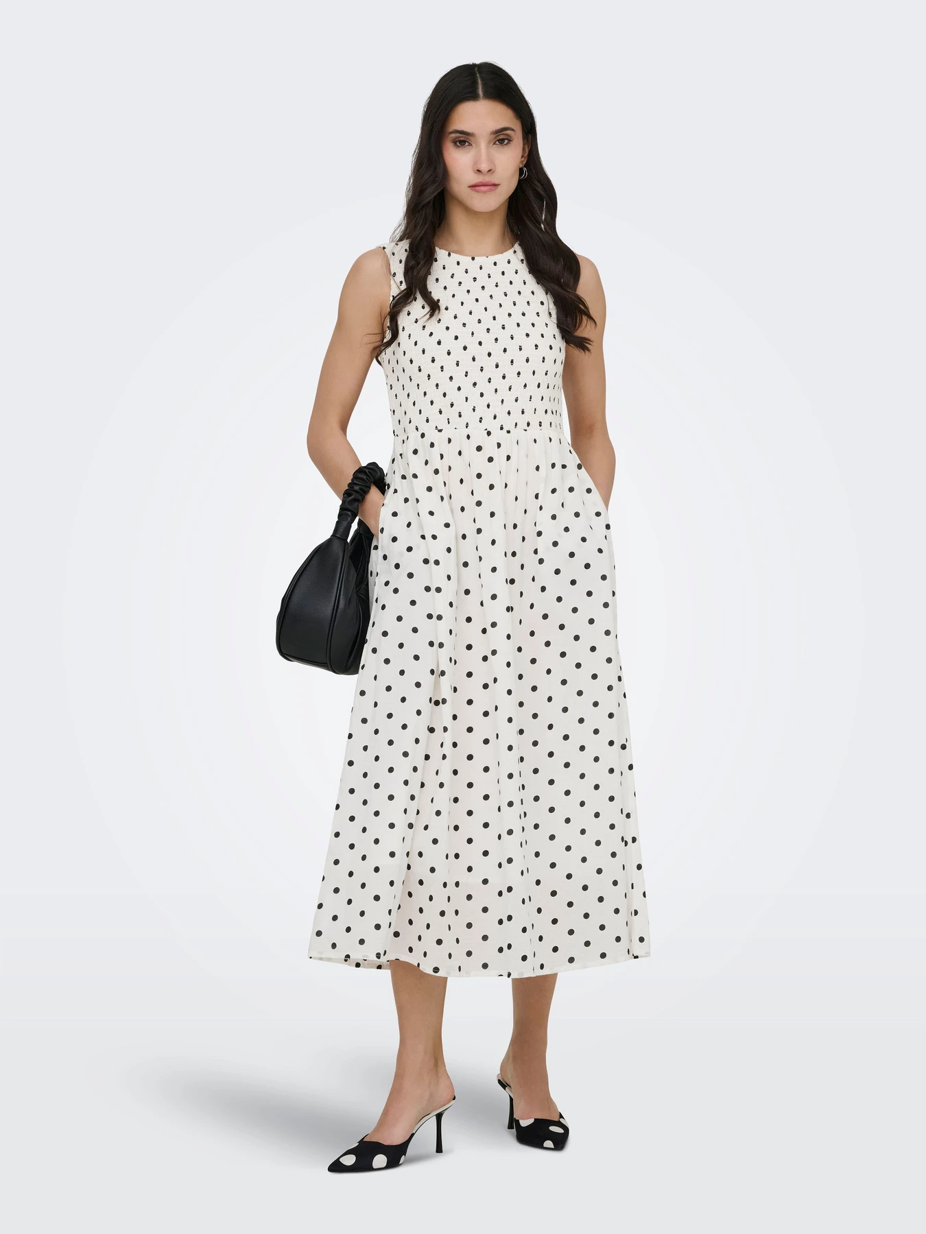 Платья JDY DIEGO S/L SMOCK MIDI DRESS модель 15373074_Cloud Dancer BLACK DOT Платья JDY DIEGO S/L SMOCK MIDI DRESS модель 15373074_Cloud Dancer BLACK DOT Фото