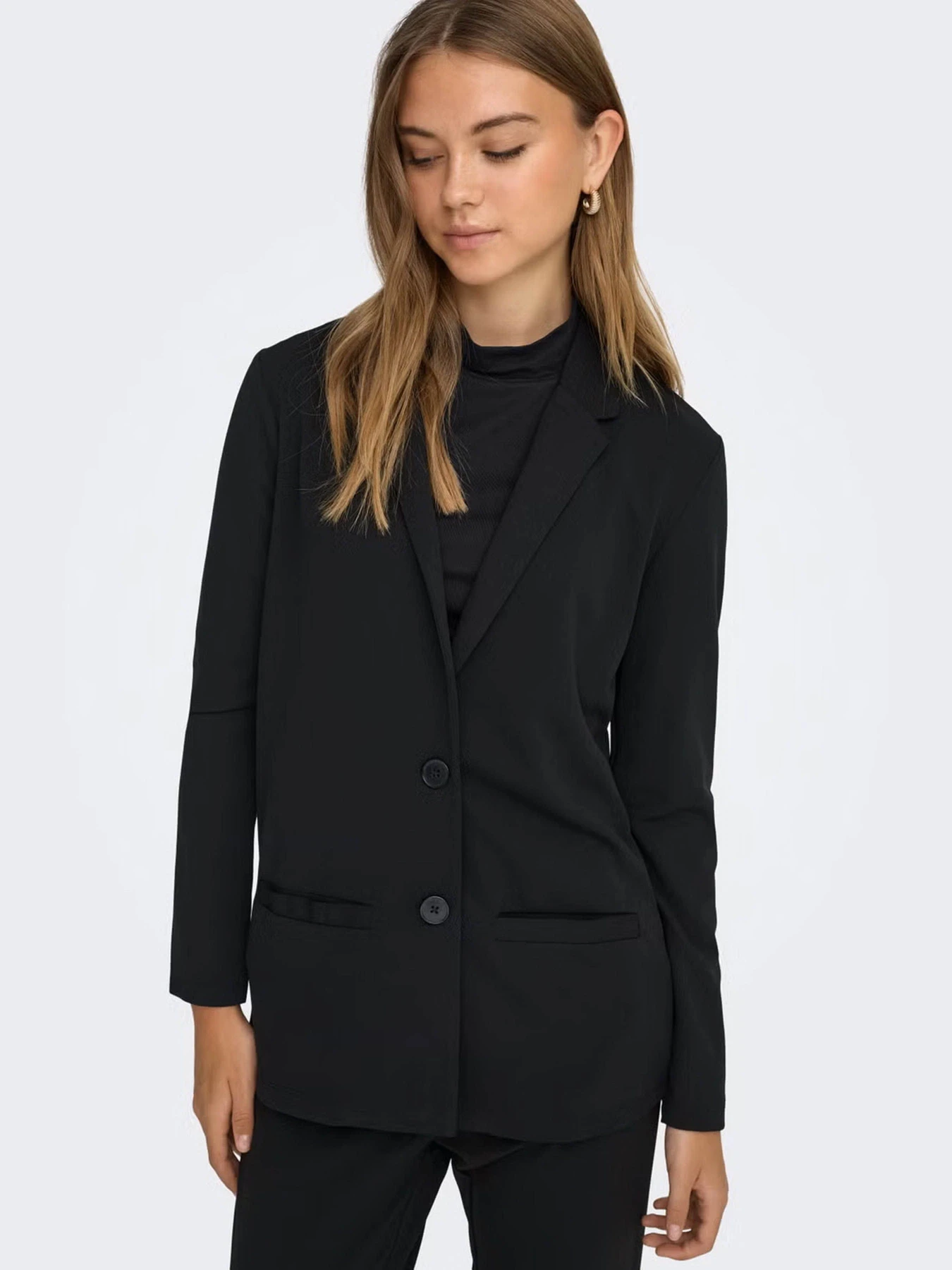 Светри та кардигани JDY AVA NEW TURTLENECK TOP модель 15211083_Black Светри та кардигани JDY AVA NEW TURTLENECK TOP модель 15211083_Black Фото