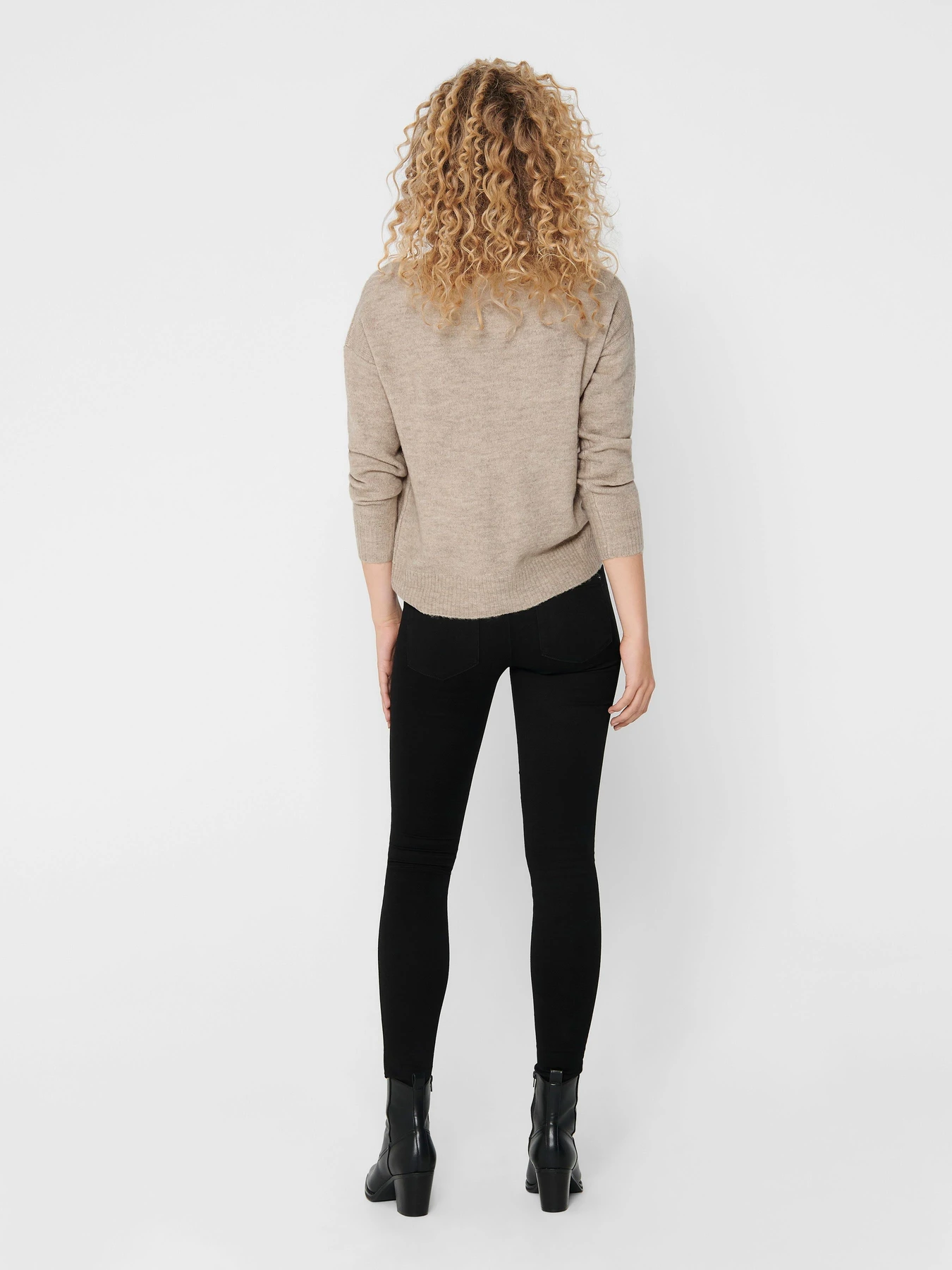 Свитры и кардиганы JDY ELANORA L/S V-NECK PULLO. KNT модель 15207823_Oatmeal MELANGE Фото