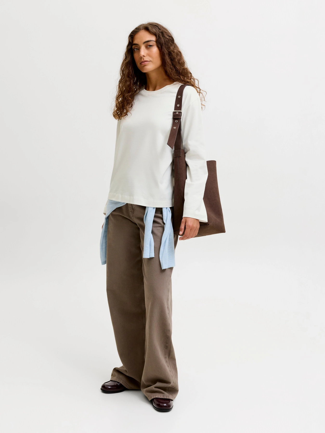 Худи и свитшоты JJXX SOPHIA BOXY LS TEE модель 12297884_Cloud Dancer Худи и свитшоты JJXX SOPHIA BOXY LS TEE модель 12297884_Cloud Dancer Фото