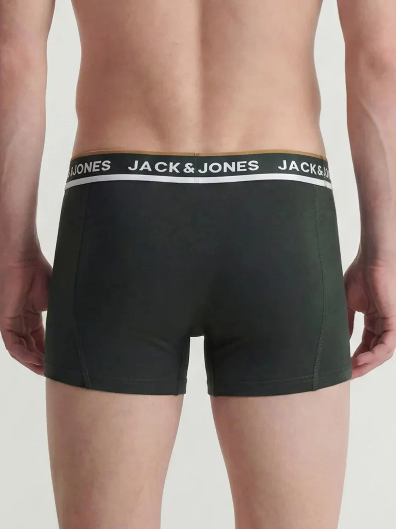 Нижнее белье JACK & JONES SWAY SOLID TRUNKS модель 12298997_Scarab DGM - Black Нижнее белье JACK & JONES SWAY SOLID TRUNKS модель 12298997_Scarab DGM - Black Фото