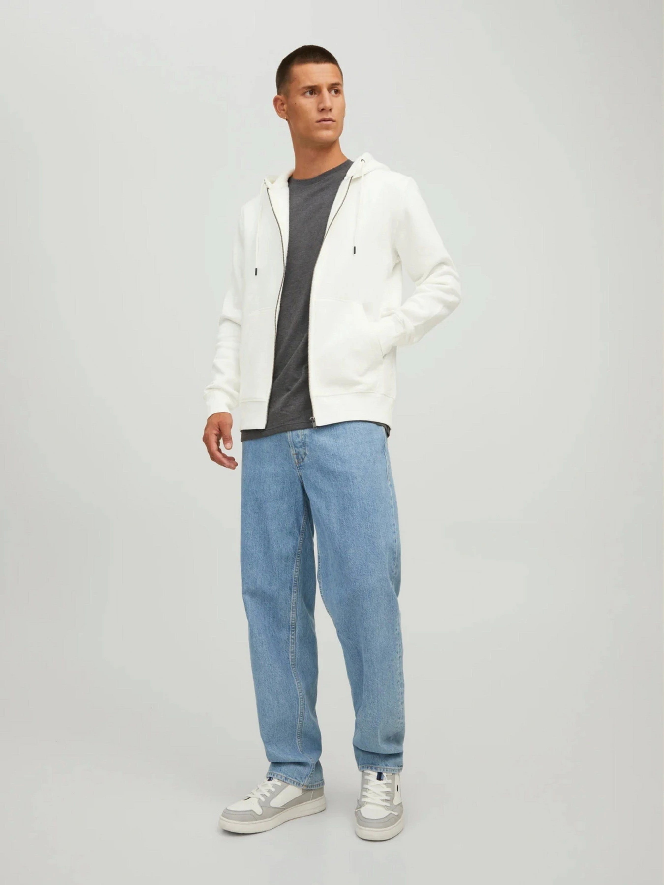 Худи и свитшоты JACK & JONES модель 12210830_Cloud Dancer Худи и свитшоты JACK & JONES модель 12210830_Cloud Dancer Фото